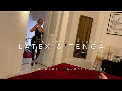❤️ Sister wamutu wofiyira atavala chovala cha latex chogwidwa ndi mchimwene wake wopeza Zolaula pa ife ☑